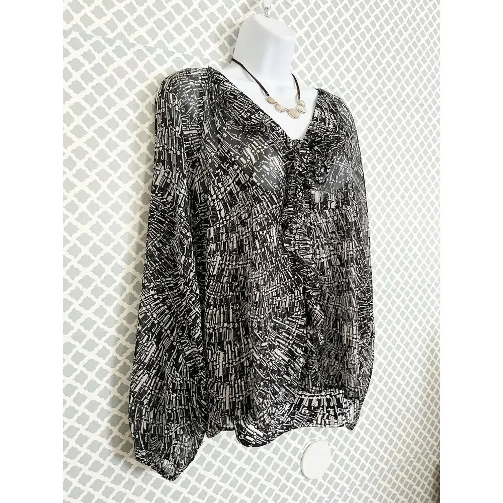 WHITE HOUSE BLACK MARKET Trixie Geo Ruffle Blouse M | Layered Career Chic Top